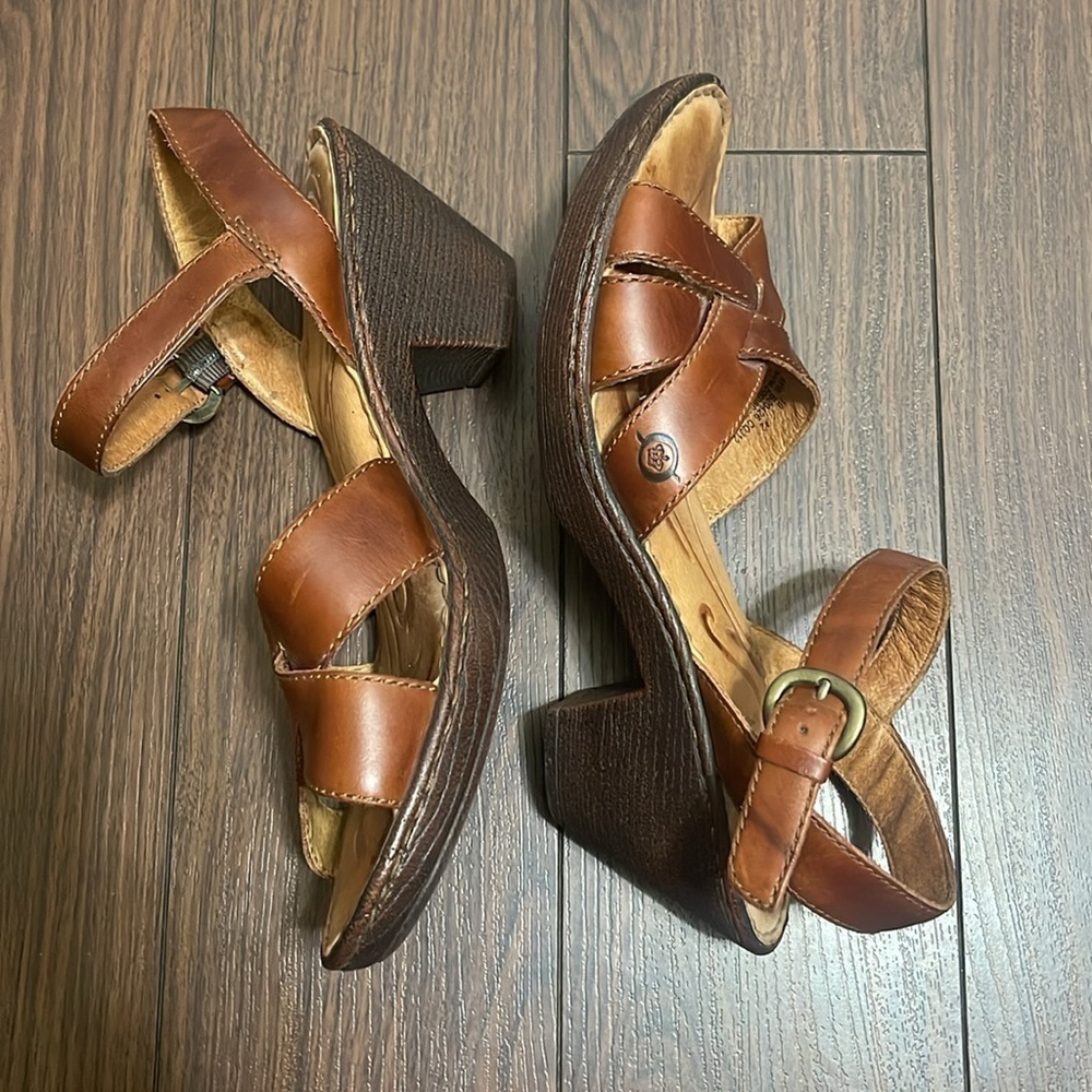 Born Leather Sandals Brown Size 10 - Picture 4 of 11